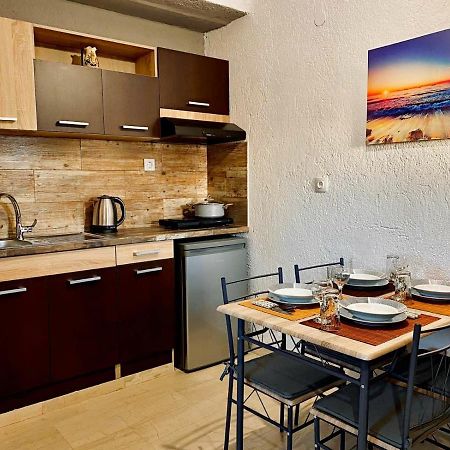 Peaceful Studio Apartment Near The Sea! Szitía Kültér fotó